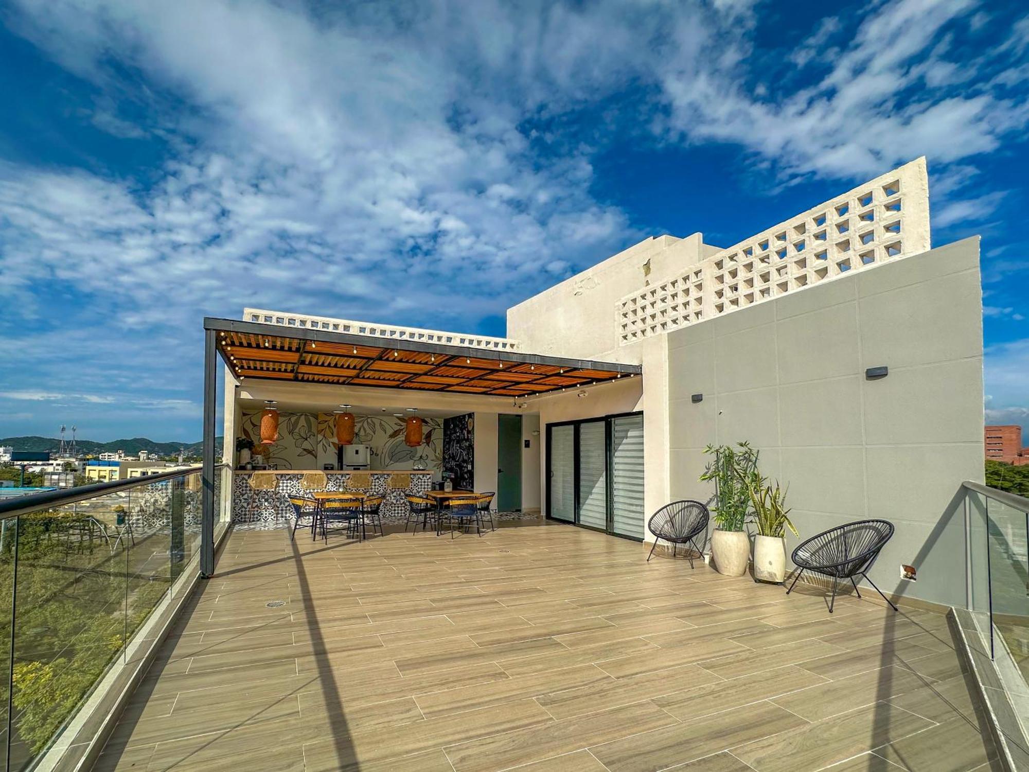 De Mae Hotel